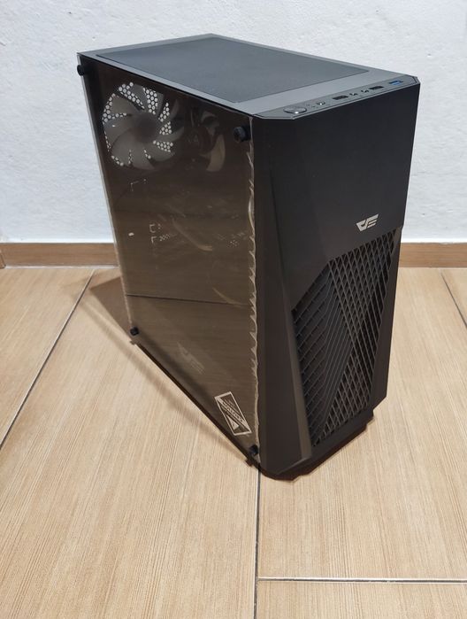 Komputer stacjonarny do Gier e-sportu nauki i pracy