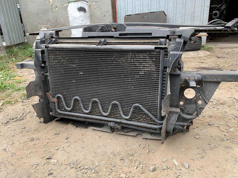 Установочна передня панель телевізор Audi A6 C5 2.5 tdi