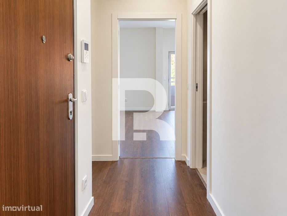 Apartamento T1 Novo na Urbª de Ouressa, Algueirão- Mem Martins