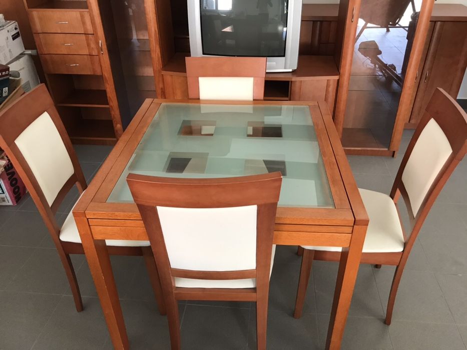 Estante TV com divisorias para arrumacao