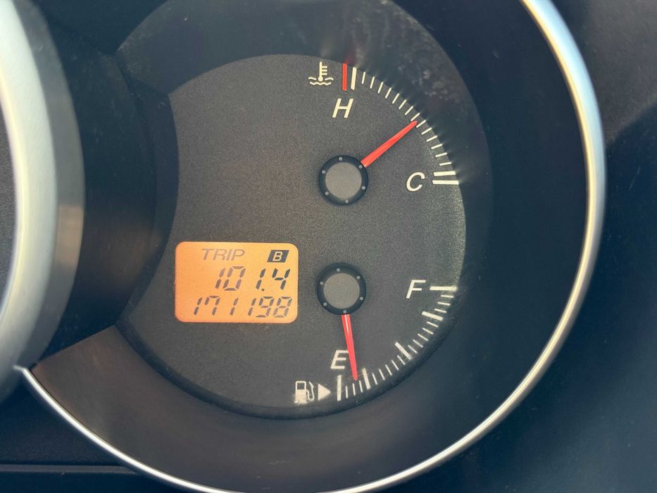 Mazda 3 1.4 gasolina, 2004, 172.000 km, manual