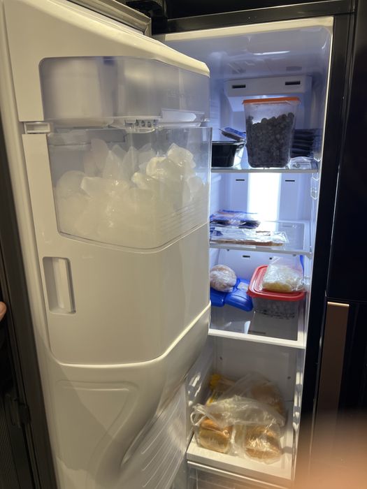 Lodowka side by side