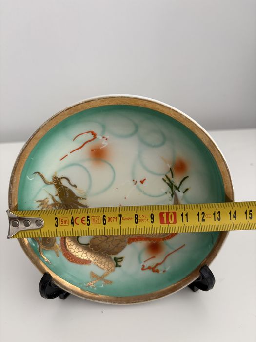Pratos de porcelana japonesa de exportação do período Showa.