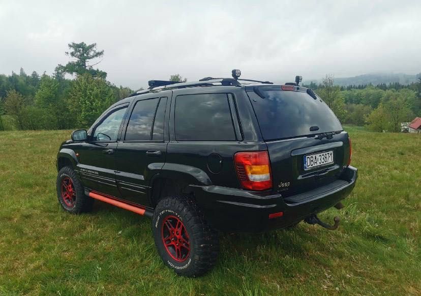 Продам автомобіль Jeep