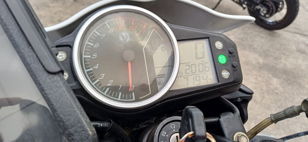 Moto 125 Sym Wolf