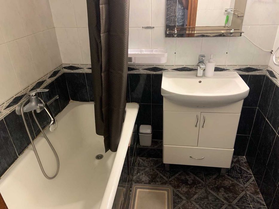 Продается 2-комнатная квартира в Славянске, район Артема.