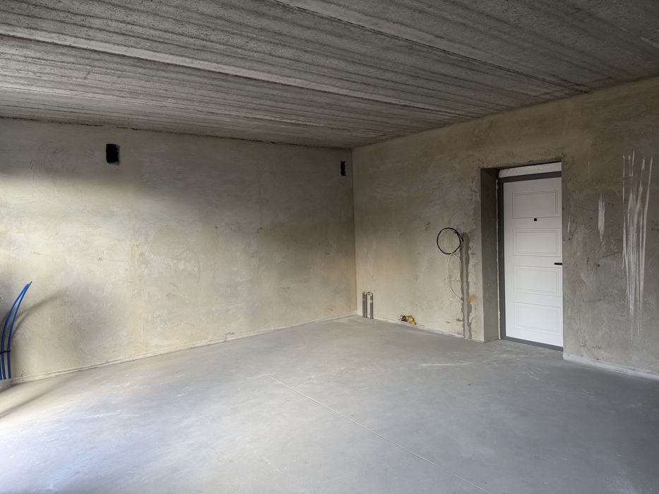 Оренда фасадного комерційного приміщення 32м2 в с. Гатне ЖК Рідний 3