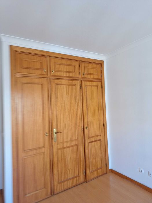 Apartamento T2 em Rio de Mouro, perto da estação de comboios de Rio Mouro