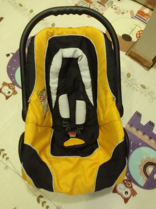 Fotelik samochodowy dla niemowląt