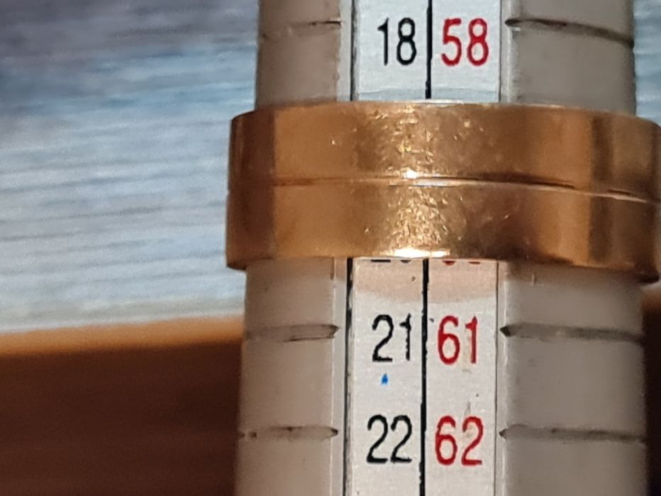 Piękna złota obrączka od LOMBARDIA sklep Fly Katowice