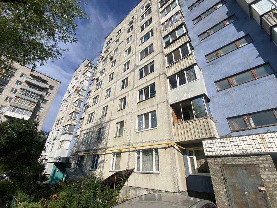 Продам 3кім.кв. в р-н Хімселища
