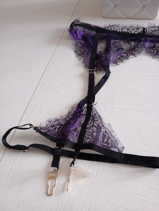 Komplet zestaw pas do pończoch+ majtki nowe