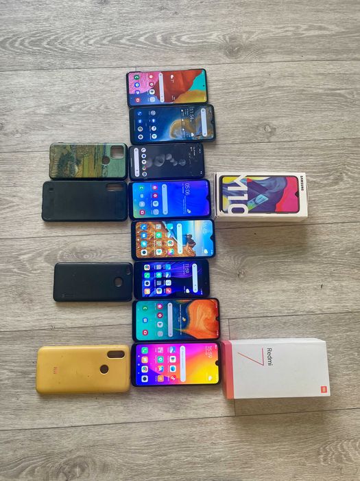 Телефони Samsung Xiaomi