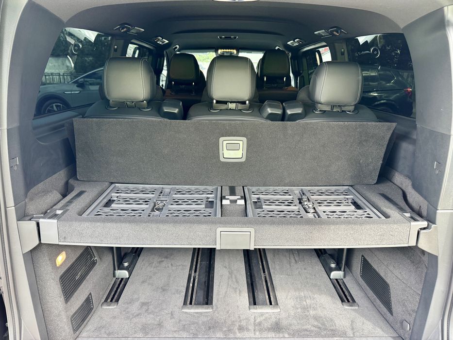 Mercedes Benz V-Class 300d Extra Long AMG