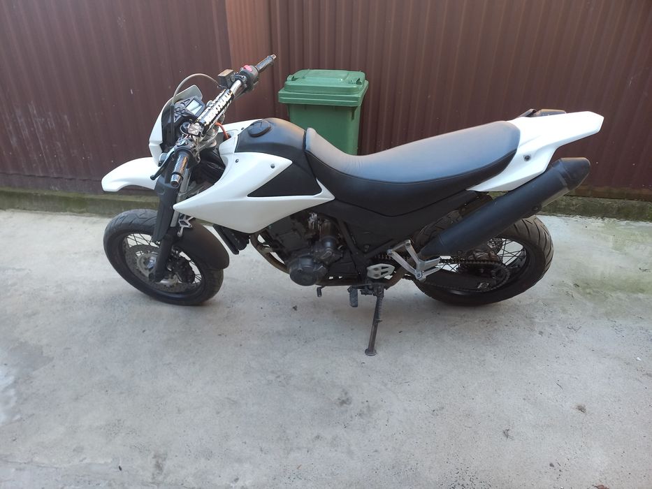 Yamaha xt 660 x Резервація до 10.01
