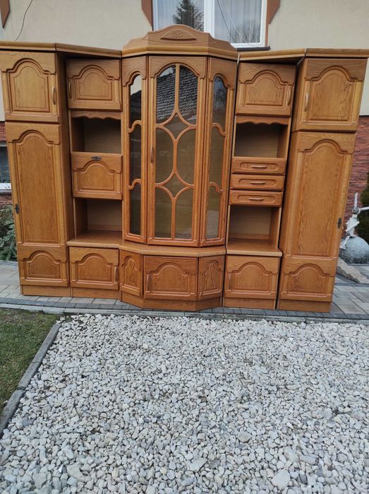 Meble do salonu. Komplet dębowych mebli