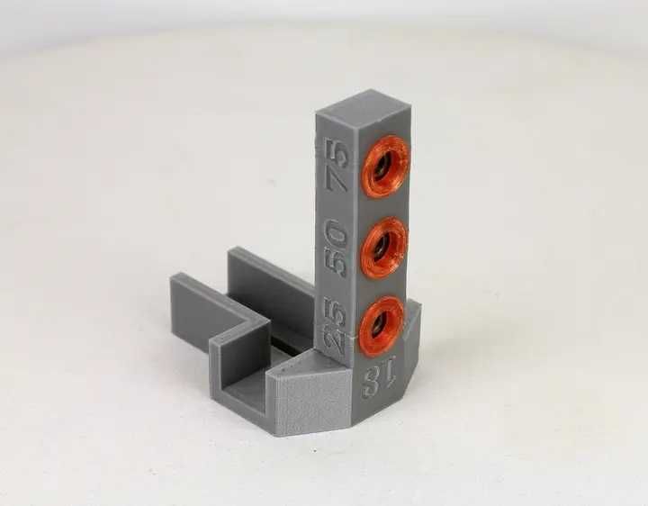 Кондуктор накидний під конфірмати або шканти під ДСП 18мм