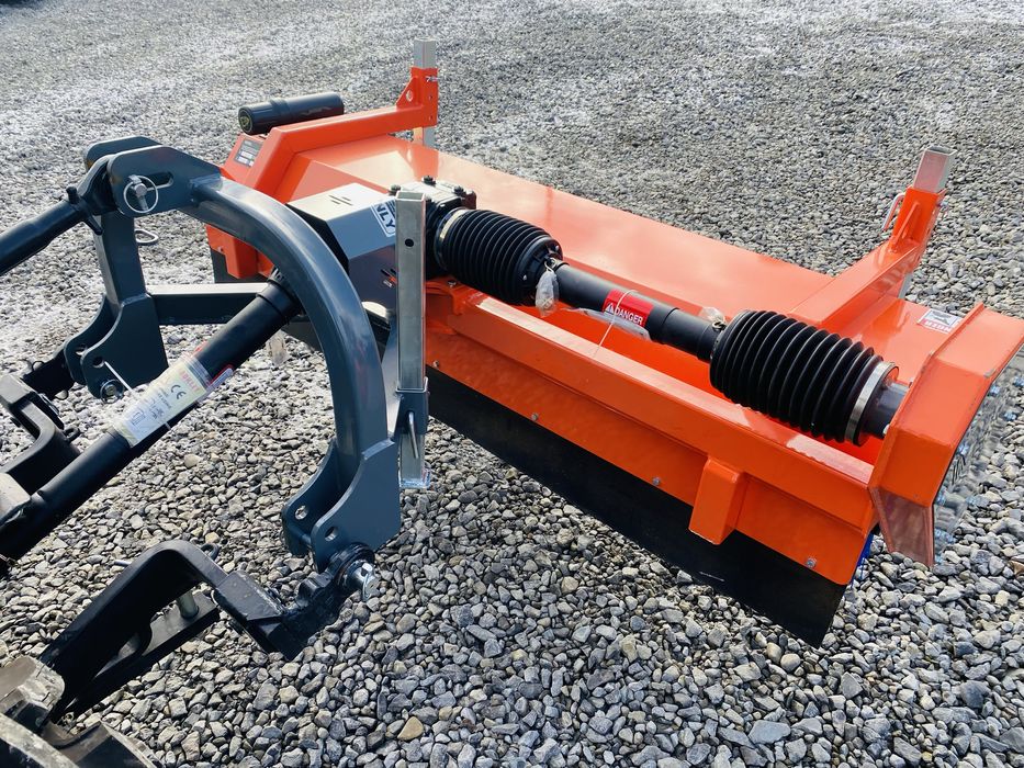 Щітка комунальна на ВОМ