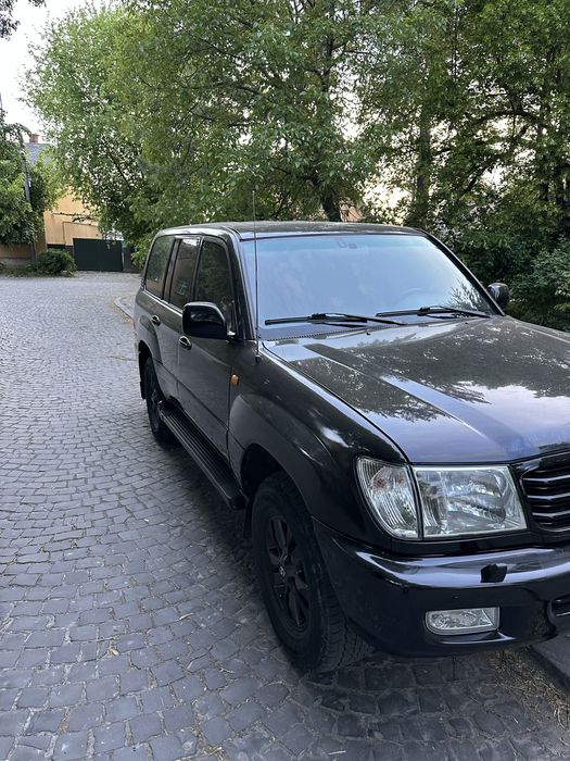 Toyota Land Cruiser 100 4.7 V8