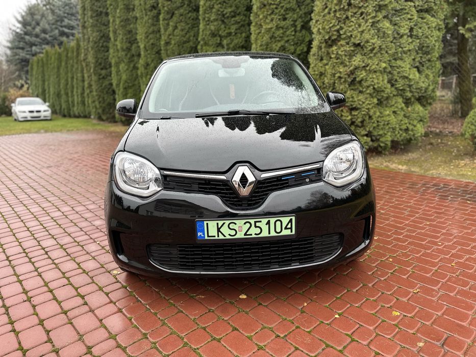 Renault Twingo ZE 2021 elektryk EV 22KWh ladowanie z gniazdka 230v