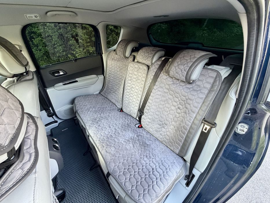 Peugeot3008  1,6 диз 2009 рік автомат