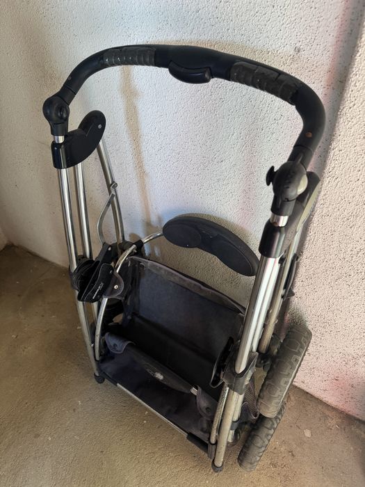 Carrinho de bebé425334419919349761