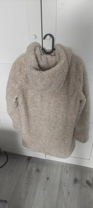 Kurtka misiu Tedy, puchatka, beżowa, ecru Esprit M