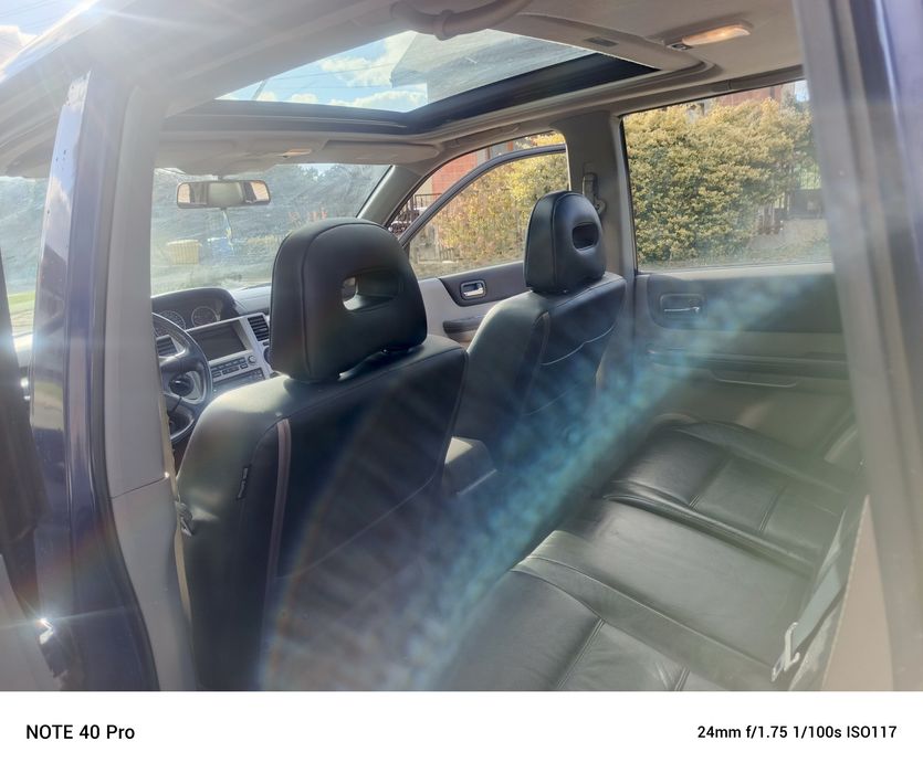 Sprzedaję ładne auto firmy Nissan