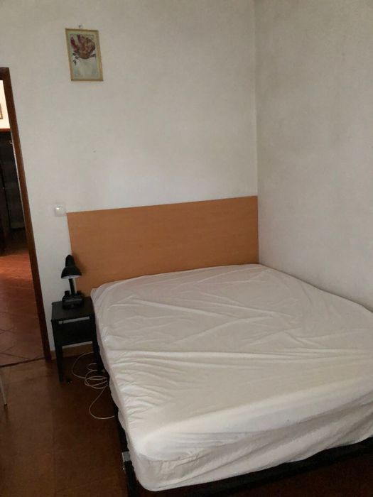 Arrenda 2 quartos anual