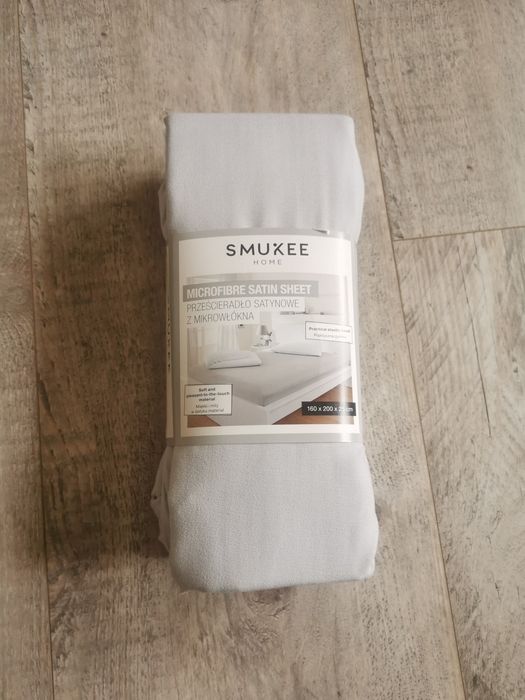 Prześcieradło z gumką 160x200x25 Smukee nowe
