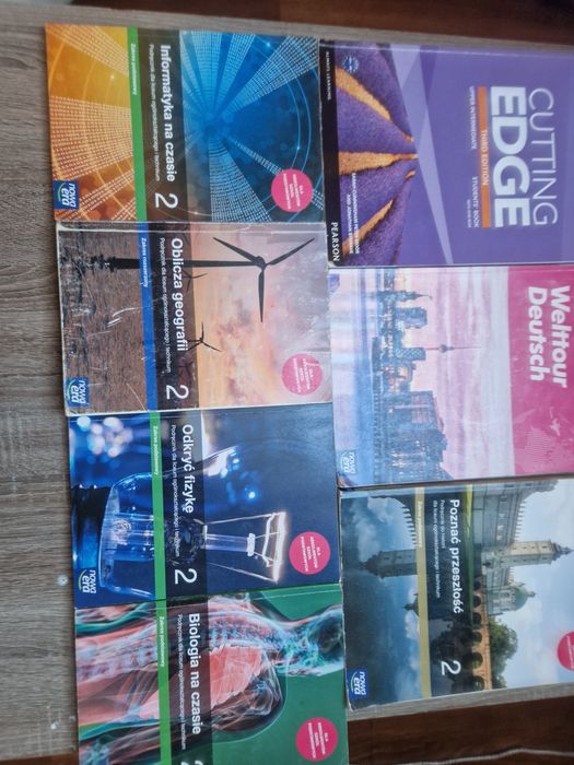 Ksiazki do 2 klasy technikum