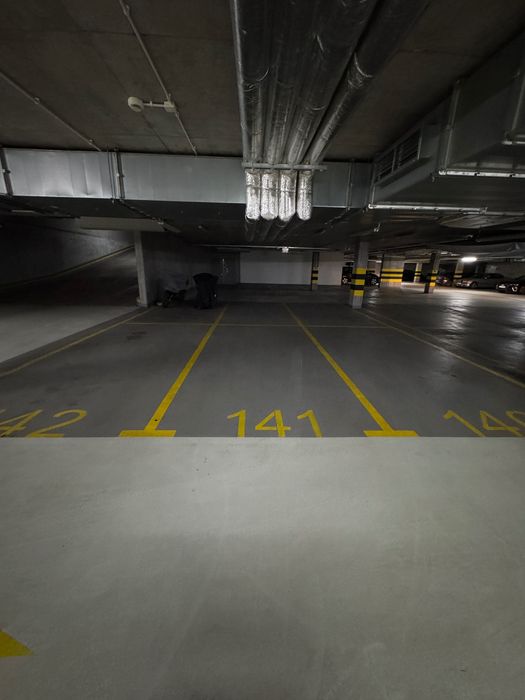 Wynajmę miejsce parkingowe w garażu podziemnym – Targówek, ul. Kondratowicza 59 - Widok 3