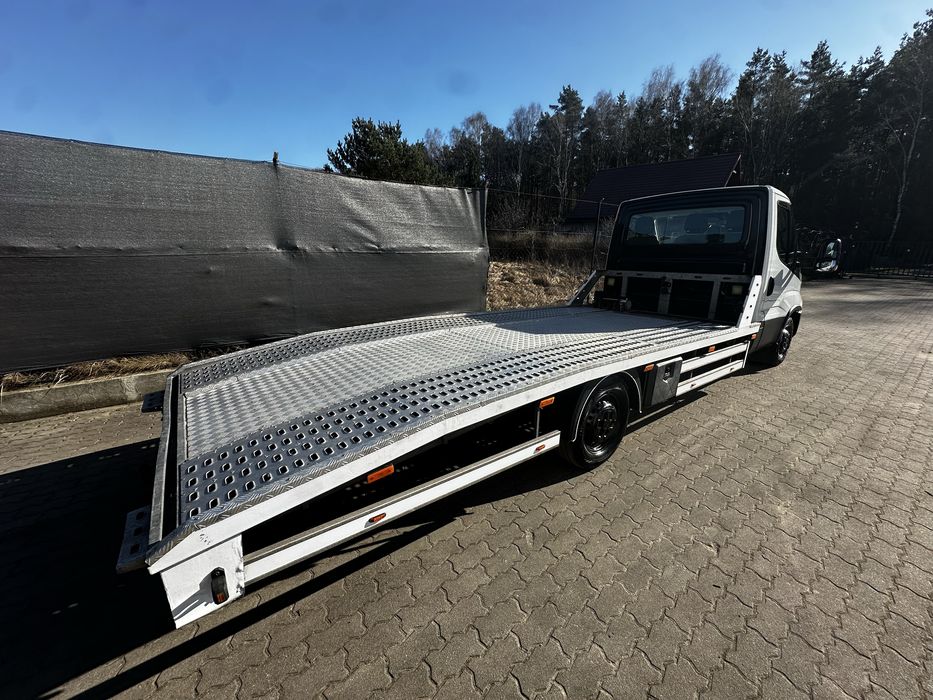 Autolaweta Iveco Daily 180km 21r 3.5T hak