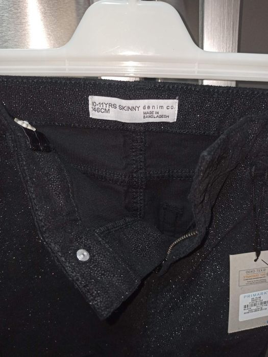 Calças pretas com brilho NOVAS 10/11 anos