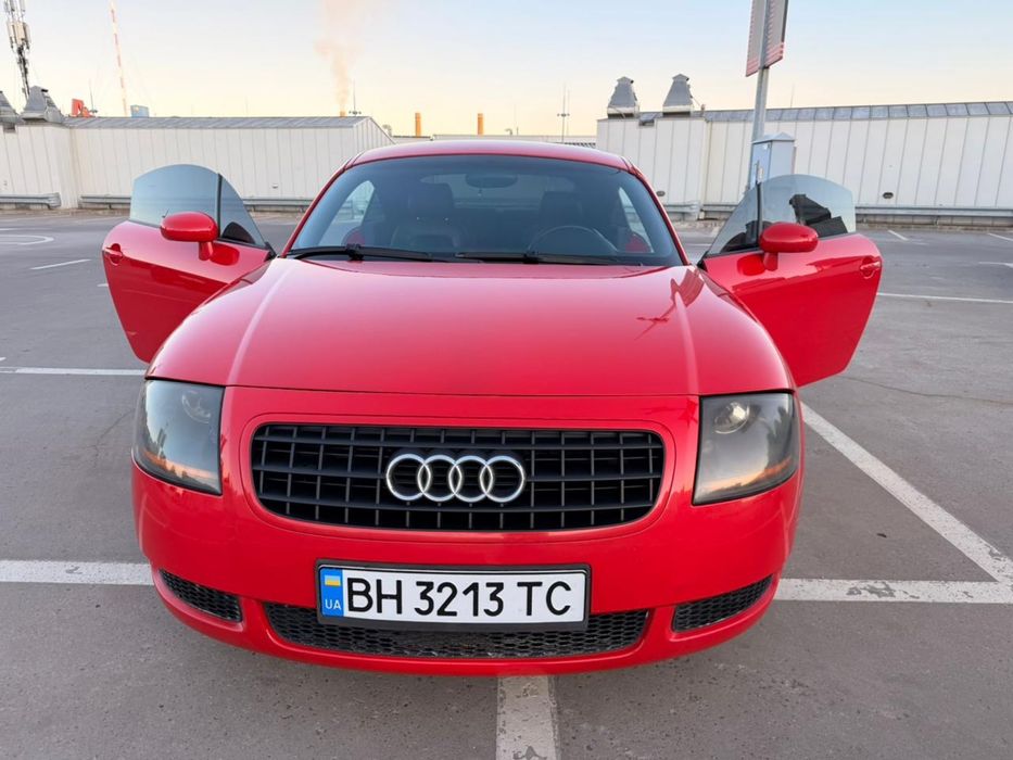 Продам автомобіль Audi TT