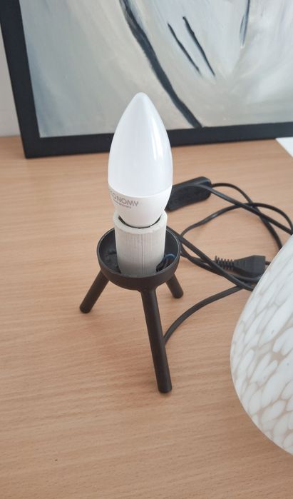 Szklana lampa lampka nocna metalowa podstawa szklany klosz PRL polam e