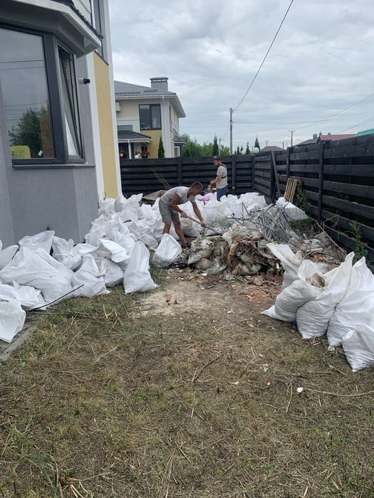 Вивіз побутового будівельного сміття з вантажниками Лютіж