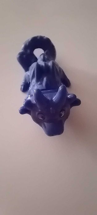 Brindes OVOs Kinder (Clamidosauro, Anquilossauro e Dragão)