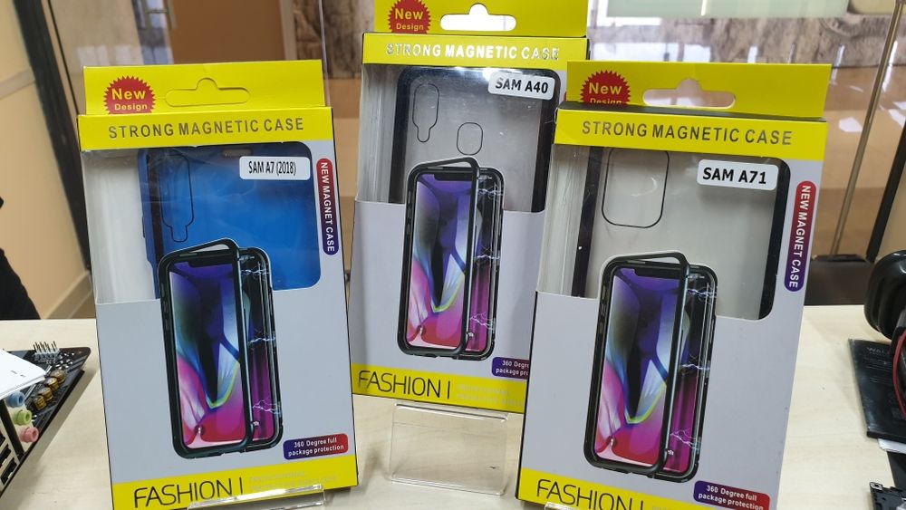 Бронированый чехол для телефонов Samsung A7, A40