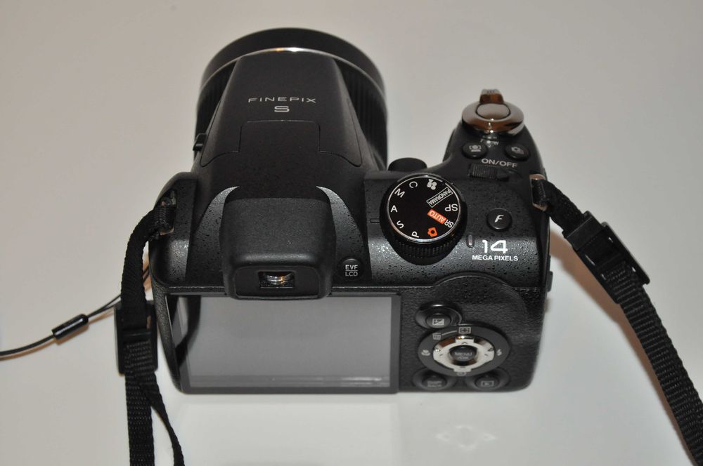 Aparat fotograficzny Fujifilm FinePix S3300