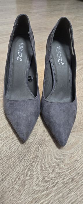 Buty czułenka szpilki