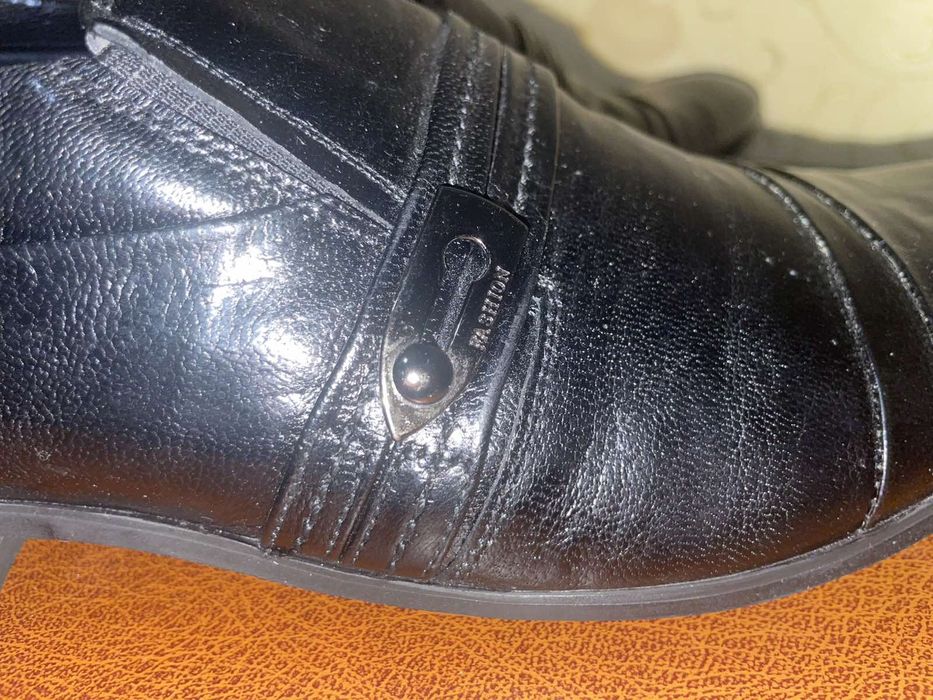 Чоловічі шкіряні туфлі 44 розміру