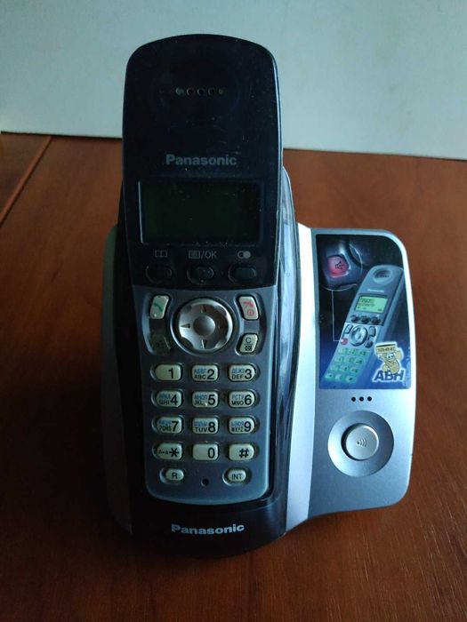 Телефоны Panasonic KX-TCD215ua и Тexet tx-d4400А