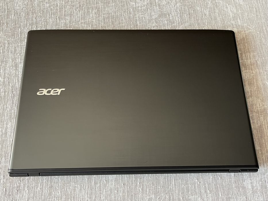 Игровой ноутбук 15.6" Acer Aspire Е15 на Intel i7-7500U с Nvidia 940MX / 8ОЗУ / 256SSD / FullHD
