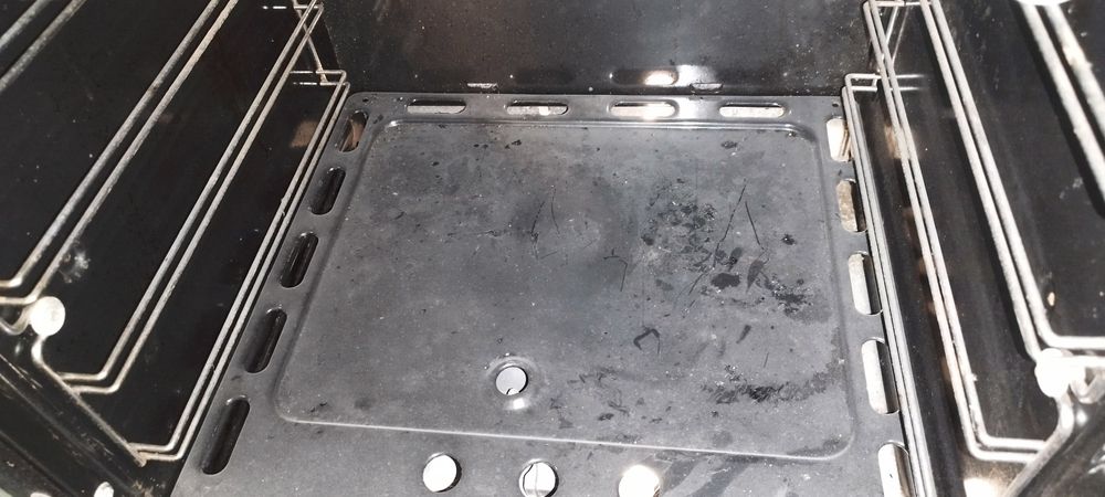 Fogão a gás e elétrico