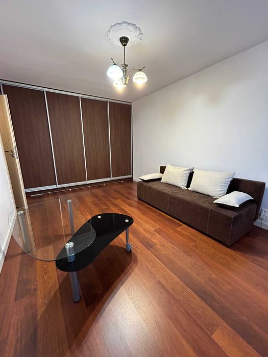 Dwupokojowe mieszkanie, 40 m², 1 Sierpnia na Ochocie - Widok 2