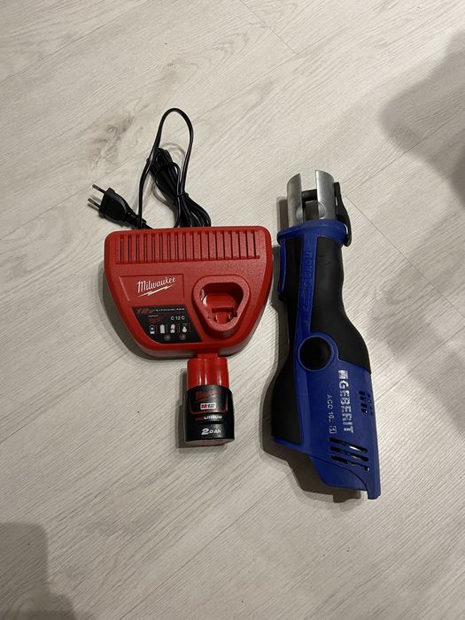 Zaciskarka Geberit ACO 102 Zestaw