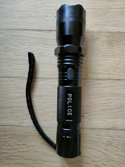Latarka z paralizatorem Type 1101