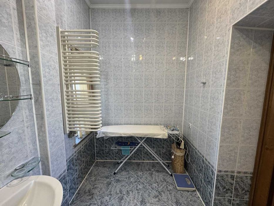 продаж 4 кім 2х рівнева квартира вул Нижанківського