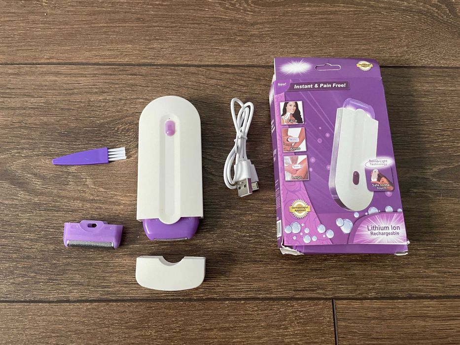 Golarka osobista akumulatorowa z oświetleniem